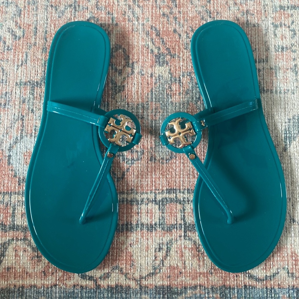 Tory Burch green jelly sandals size 10